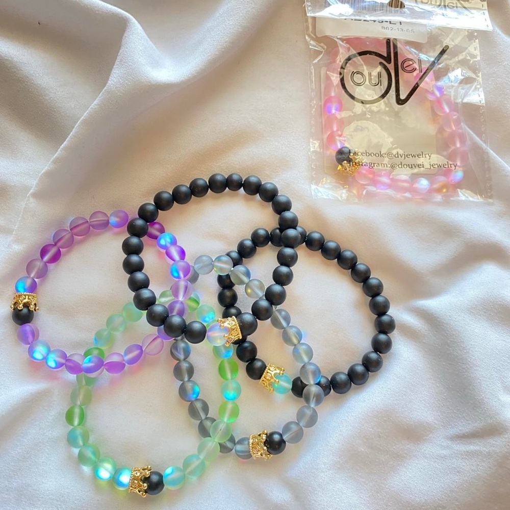 Beaded bracelets one for $5 or all 6 for $10